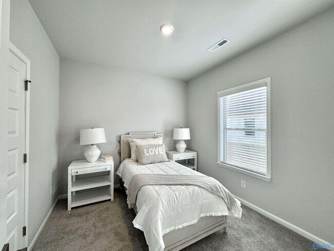 Building Photo - 7110 Hampton Mill Dr