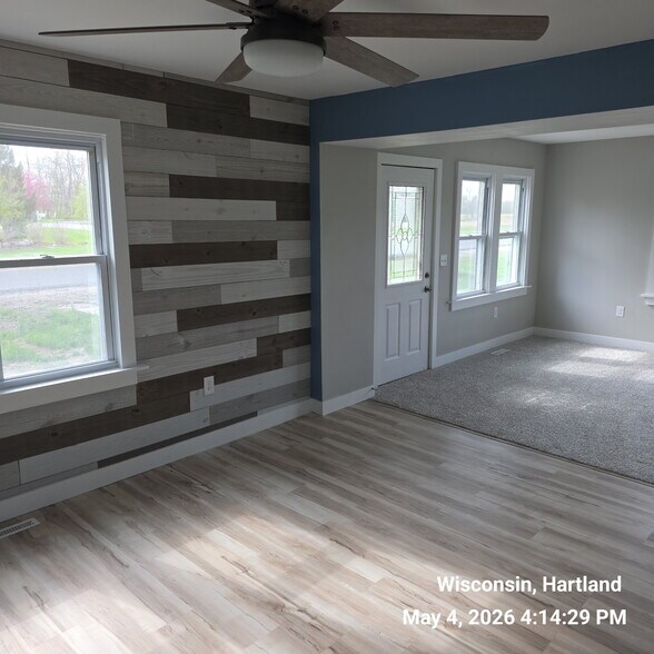Dining looking into living room - W287N8408 Center Oak Rd