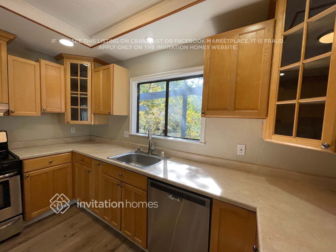 Building Photo - 3045 Waring Pl