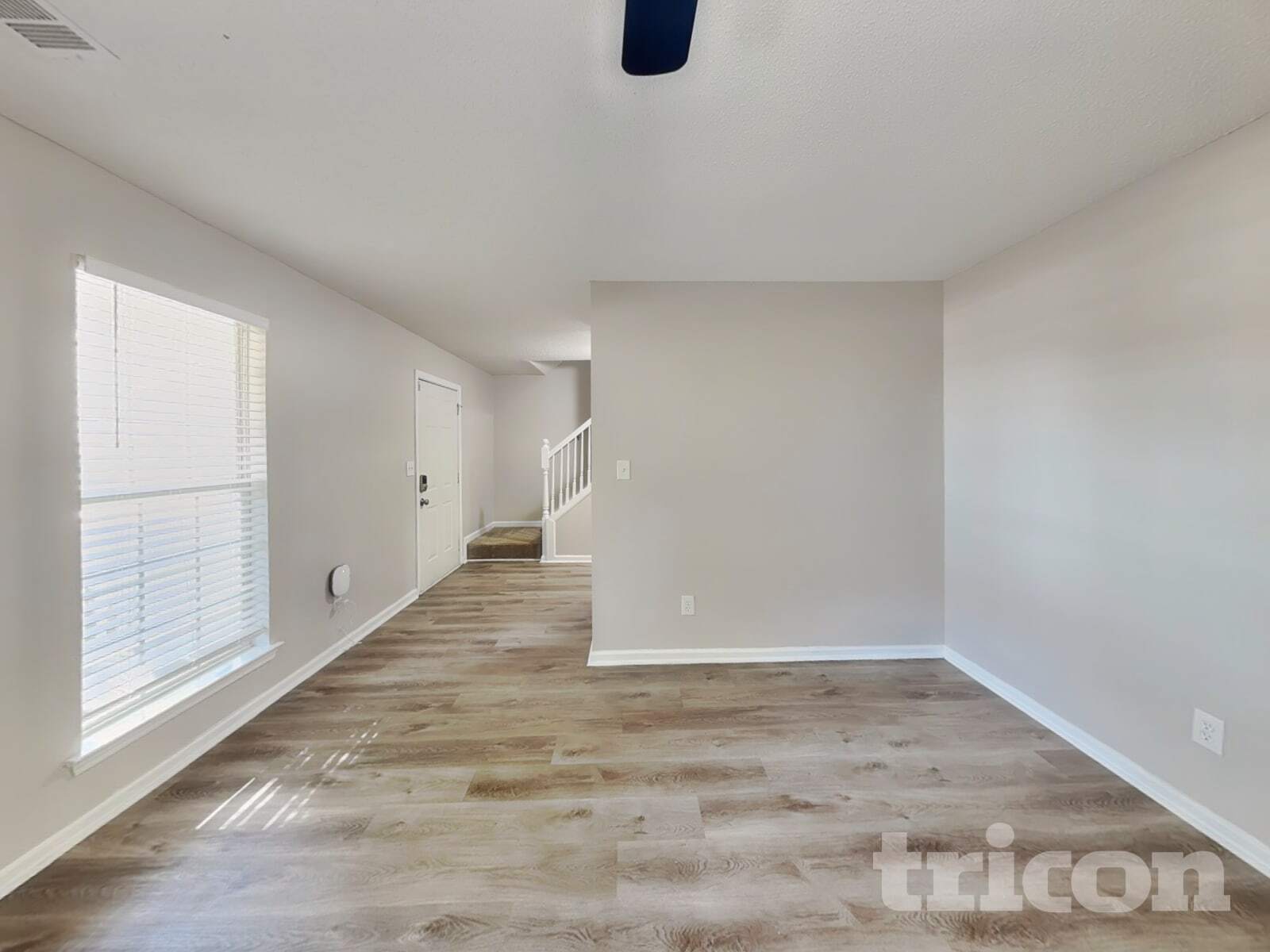 Building Photo - 10587 Village Trail