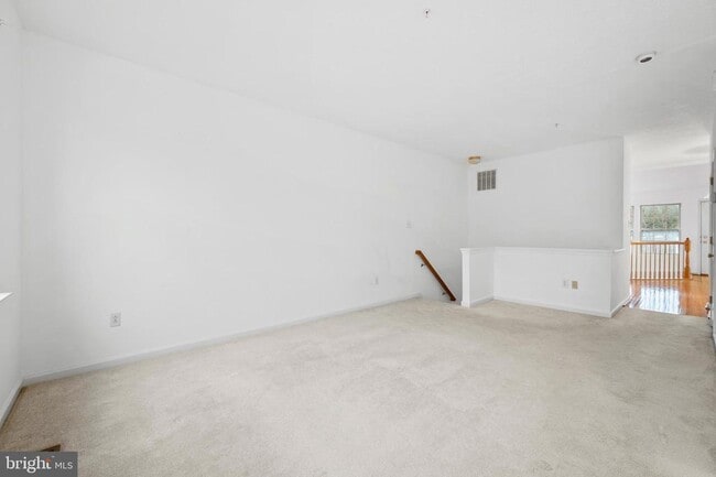 Building Photo - 206 Toddson Ln