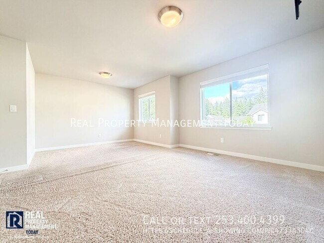 Building Photo - 16156 8th Ave E