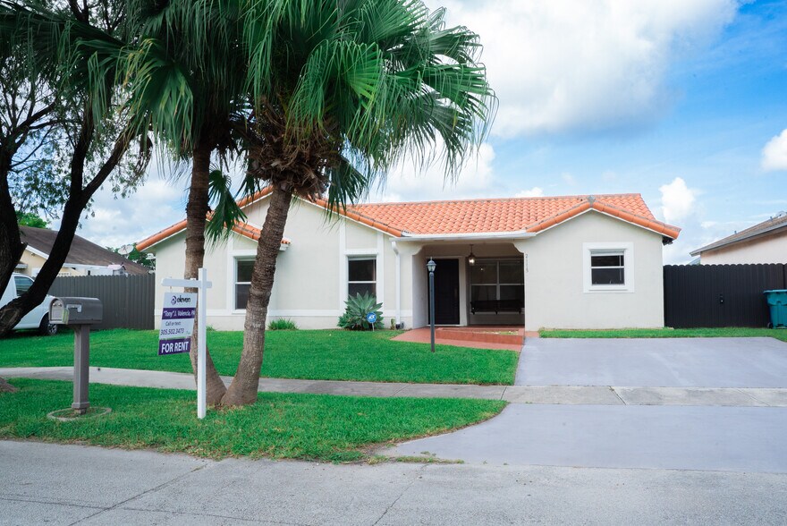 Building Photo - 21115 SW 125th Court Rd