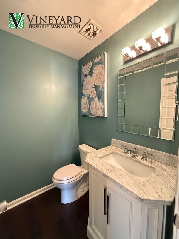 Building Photo - 3313 Hidden Trail Rd SE