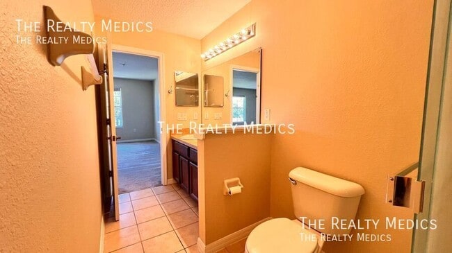 Building Photo - 331 Freedom's Ring Dr