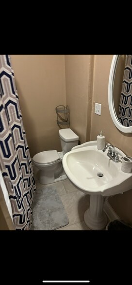 Building Photo - 1231 18th St