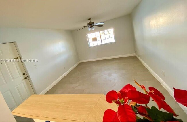 Building Photo - 3670 N 56th Ave