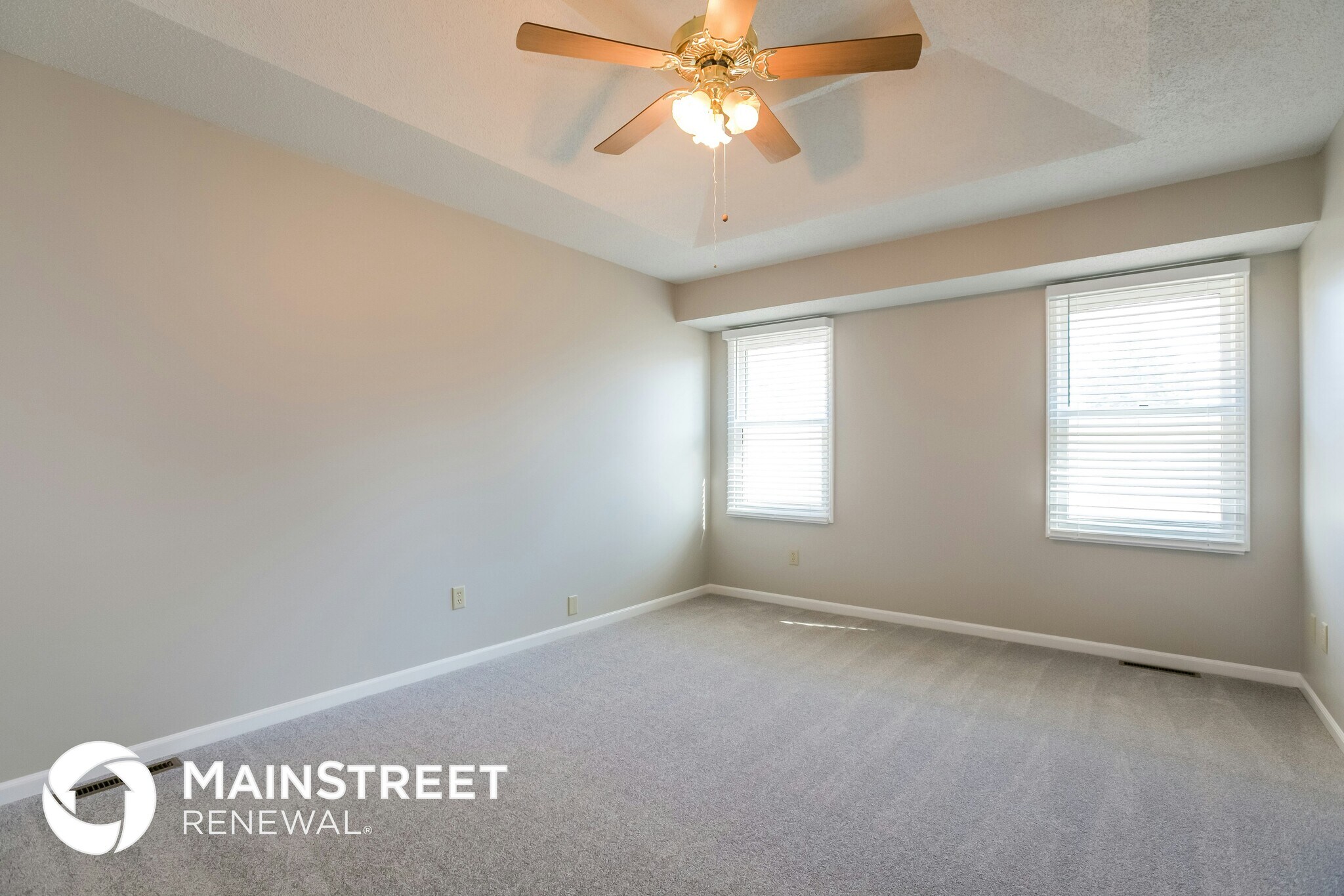 Building Photo - 613 SE Ashton Dr