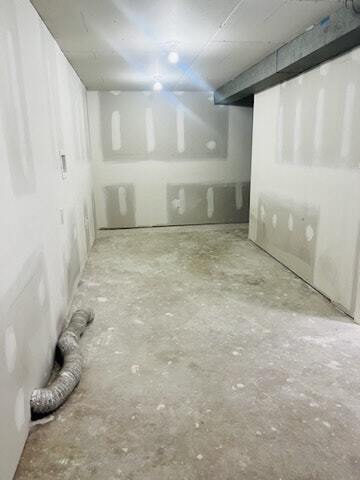 Building Photo - 7905 E 93rd Terrace