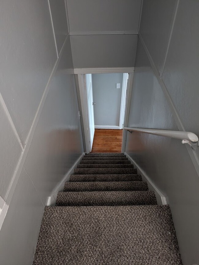 Building Photo - 11285 Christy- 3 BEDS & 1.5 BATH FOR RENT!
