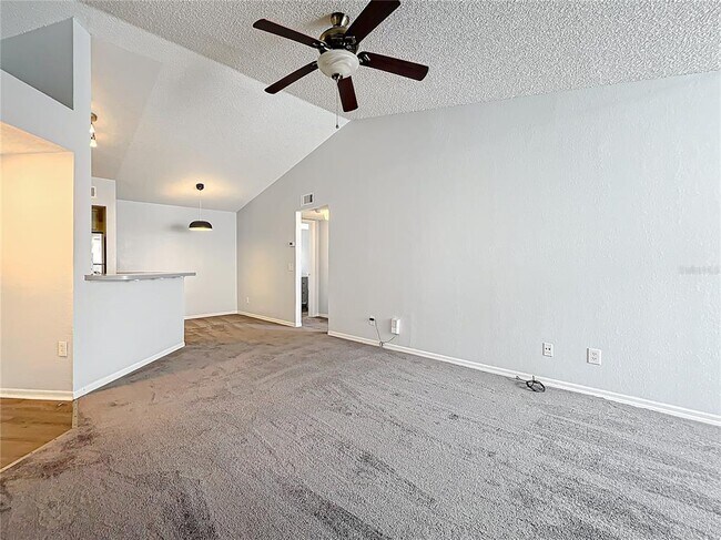 Building Photo - 4540 Commander Dr