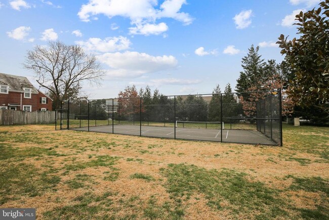 Building Photo - 3529 S Utah St