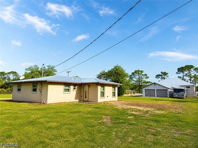 Building Photo - 11430 Alligator St
