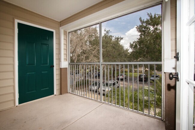 Building Photo - 2 Bedroom Condo W/ Garage in Lakewood Ranch