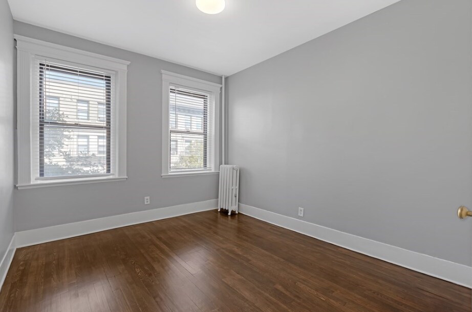 Building Photo - 51 Glenville Ave