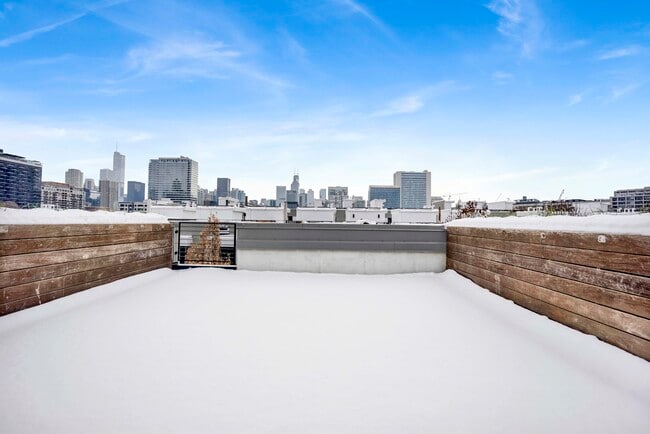 Building Photo - 1017 N Cleveland Ave