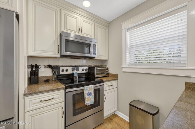 Building Photo - 169 Wharfside Dr