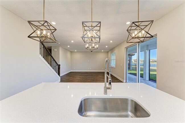 Building Photo - 13827 Green Hammock Pl