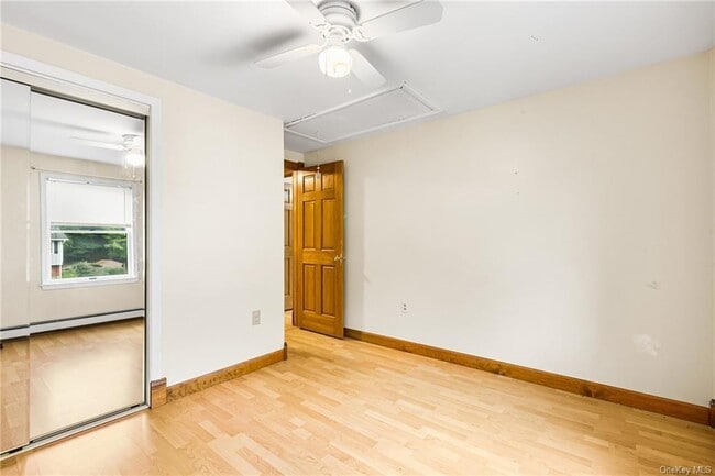 Building Photo - 19 Raker Rd