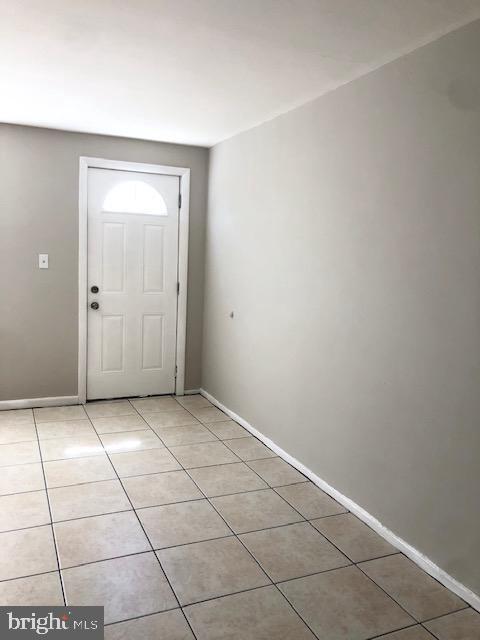 Building Photo - 2829 Eastshire Dr