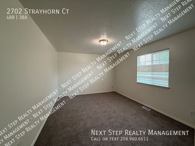 Building Photo - 2702 Strayhorn Ct