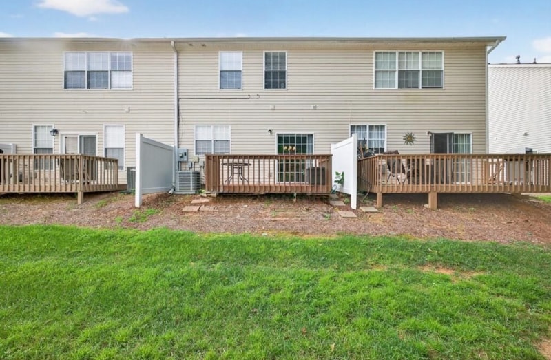 Building Photo - 4865 Beacon Ridge Ln