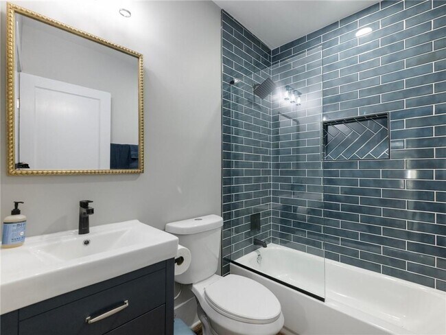 Building Photo - 1054 Katherwood Dr SW