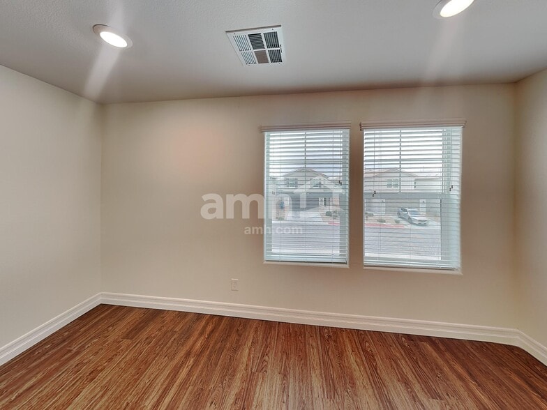 Building Photo - 6131 Sierra Blue Ct