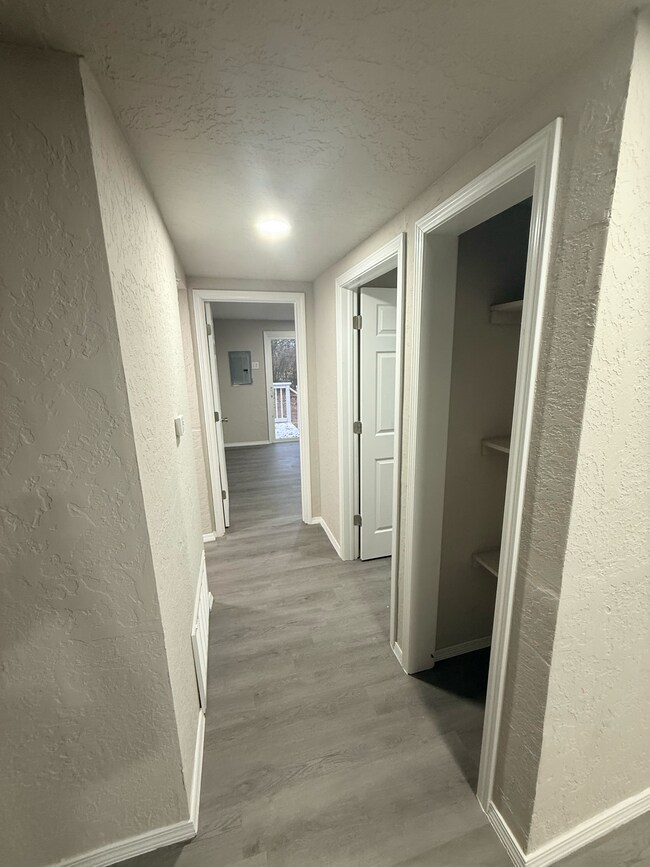 Building Photo - 3513 W 39th St