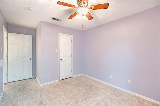 Building Photo - 7022 Escondido Dr
