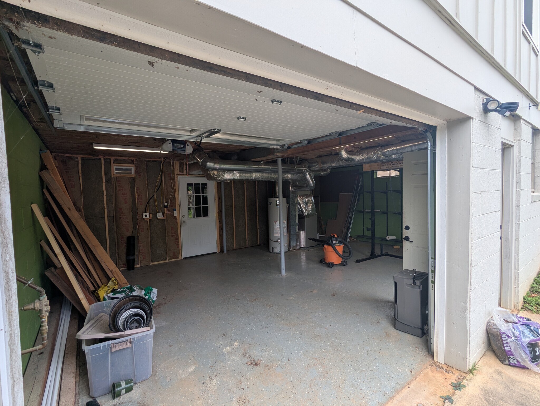 Building Photo - 18 Fieldcrest Rd