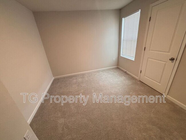 Building Photo - 2512 Sadler Trce Wy