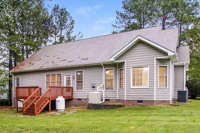 Building Photo - 604 Beautyberry Ln