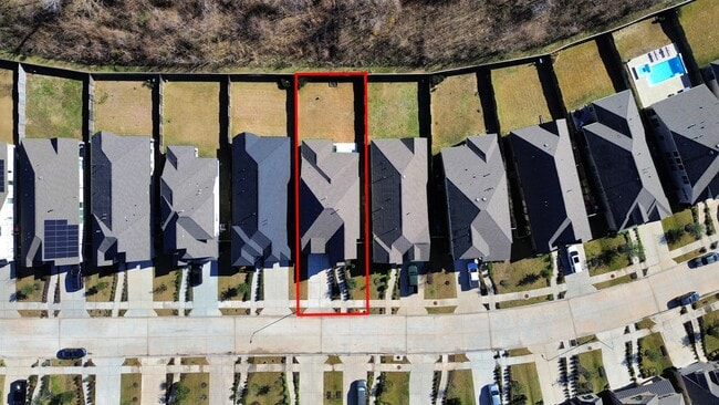 Building Photo - 1930 Waters Branch Dr