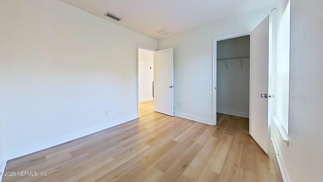 Building Photo - 108 Bay Bridge Dr