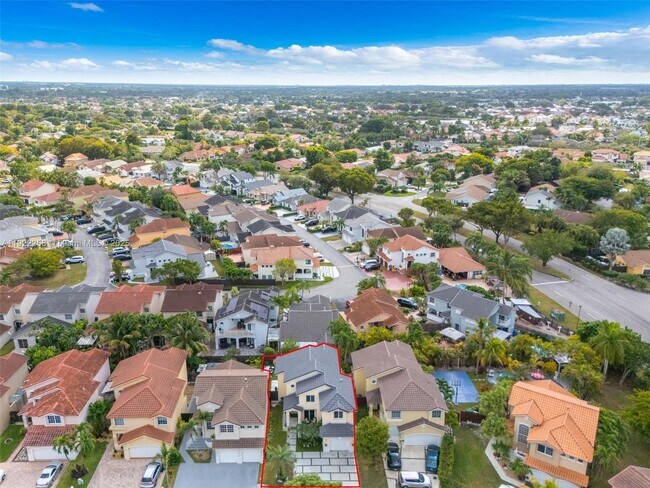 Building Photo - 15452 SW 50th Terrace