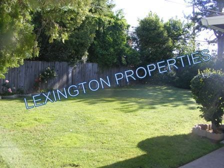 Building Photo - 1124 Hampton Rd