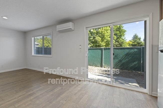 Building Photo - 20815 SW Alexander St