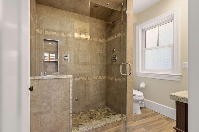 Building Photo - 115 Court St