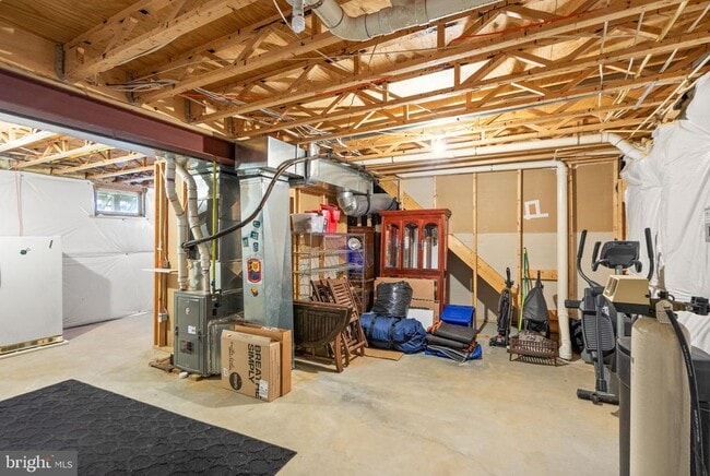 Building Photo - 943 Castle Rock Ln