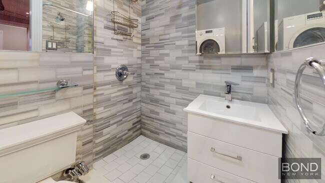 Building Photo - 345 W 53rd St