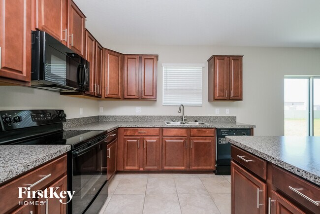 Building Photo - 6805 Trent Creek Dr