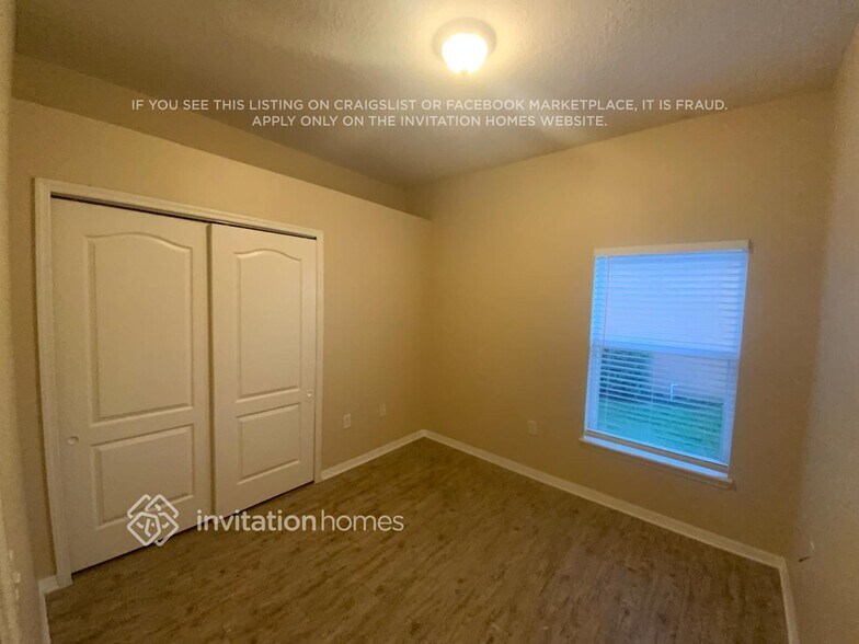 Building Photo - 3904 Emerald Tree Ln