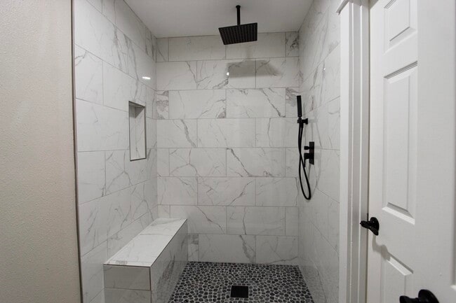 Building Photo - 4052 Randi Rd