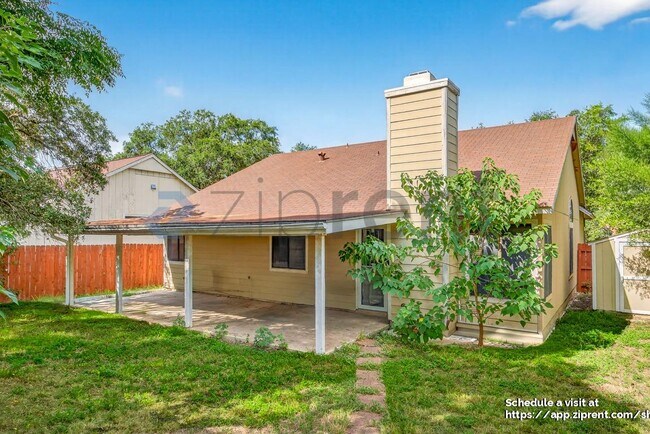 Building Photo - 8314 Clays Point