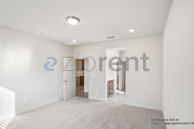 Building Photo - 1797 Eagle River Ave