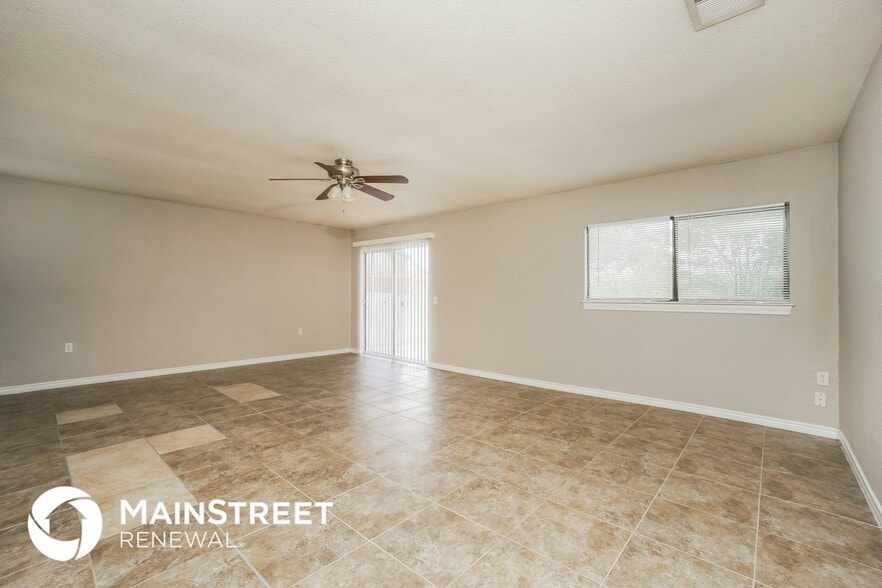 Building Photo - 12423 Cannonade St