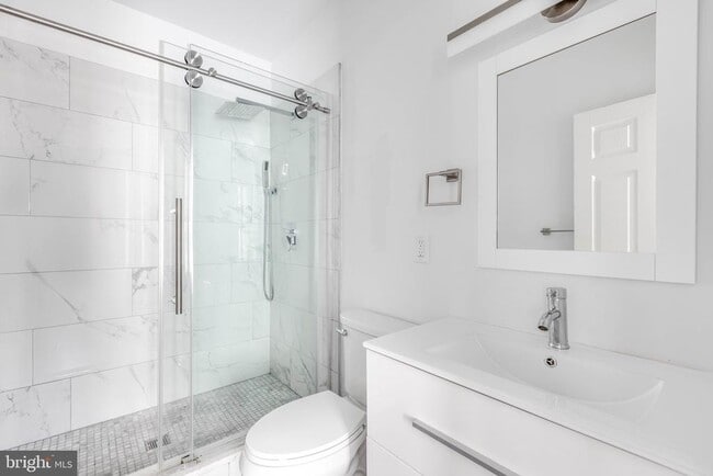 Building Photo - 2162 E York St