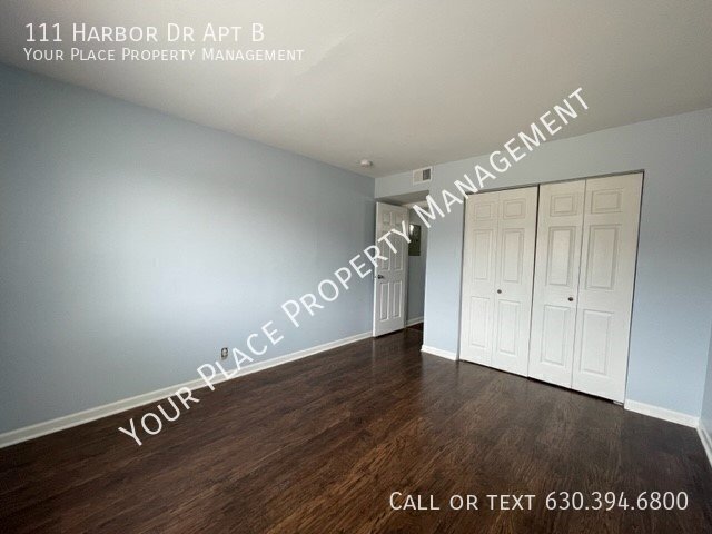 Building Photo - 111 Harbor Dr