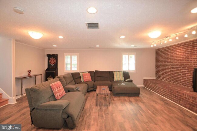 Building Photo - 12614 Oxon Rd